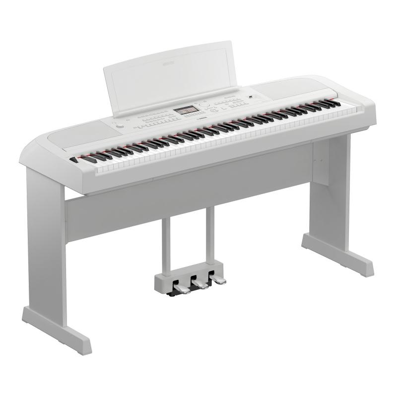 Yamaha DGX670WH Digital Piano - White